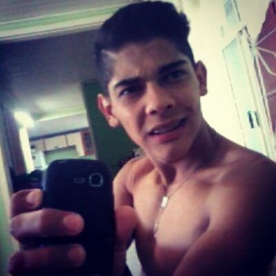 Ergua essa cabeça mete o pé e vai na fé manda essa tristeza embora basta acreditar que um novo dia vai raiar sua hora vai chegar . ♫