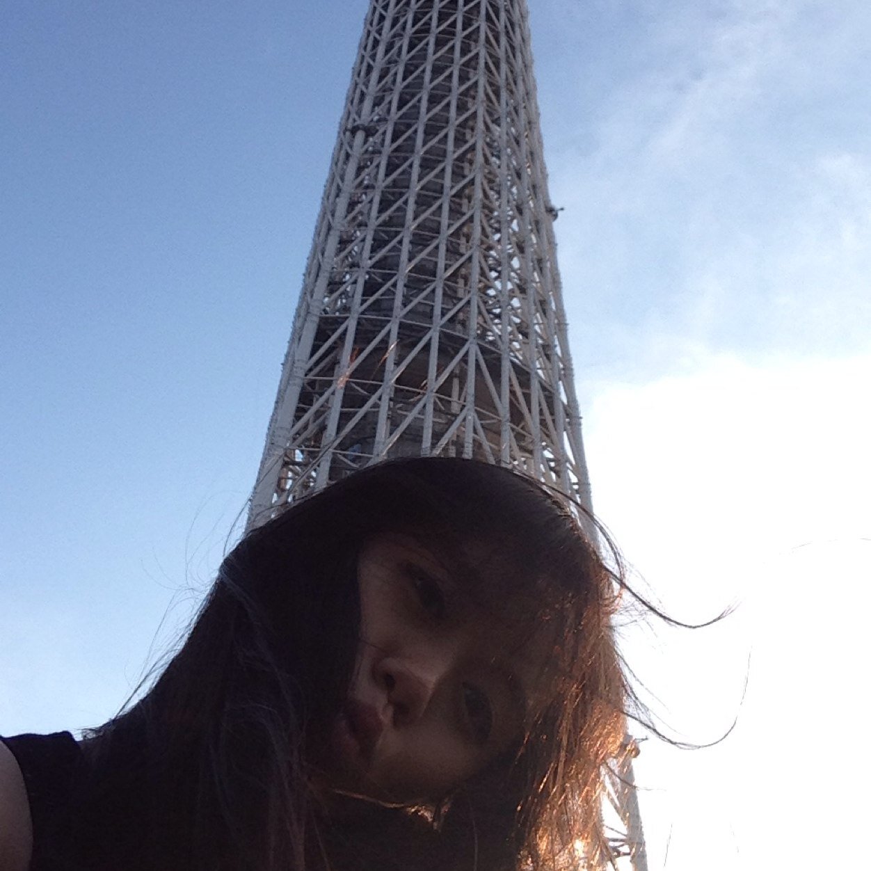 Imagine with all your mind, believe with all your heart, achieve with all your might. Instagram: niapriskilla