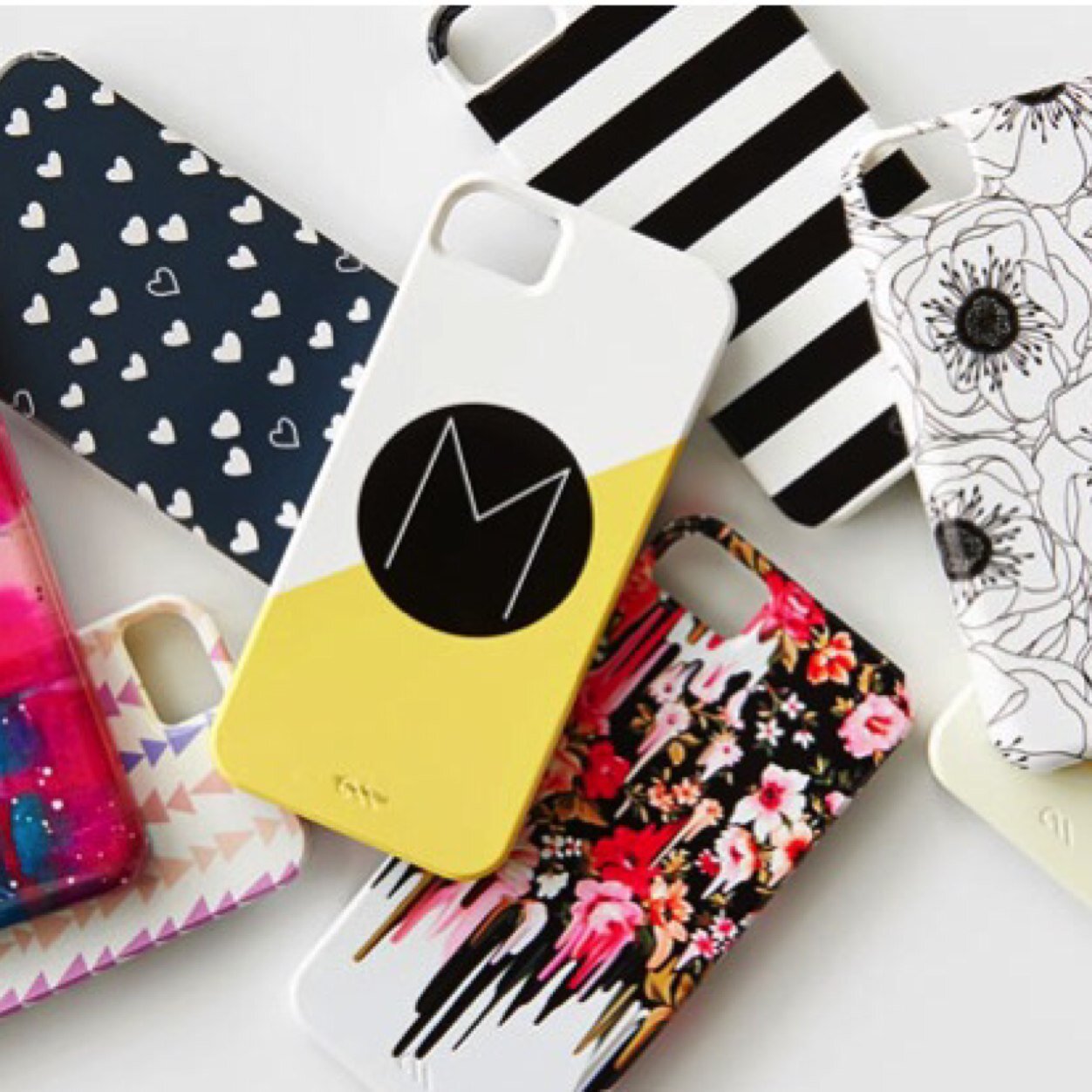 Outfit Your Phone Once A Month. http://t.co/gL4G2uaKG3