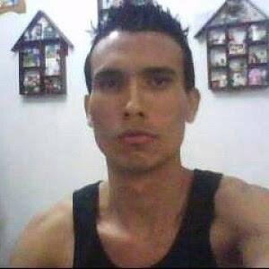 Nacido en Barquisimeto,Venezuela el 15 de marzo de 1986. seguir creciendo como persona día tras día que es lo más importante como ser Humano más de este Planeta