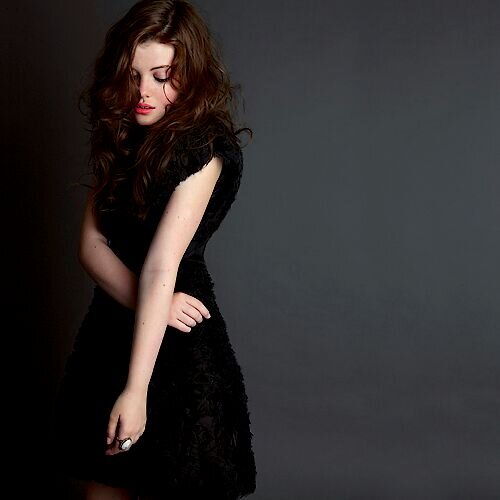 Not affiliated with the real Georgie Henley [rp/fl]