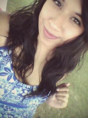 SueloSerYo_'s profile picture. La única forma de encontrarme es escribiendo , mi luz de media noche es la luna .