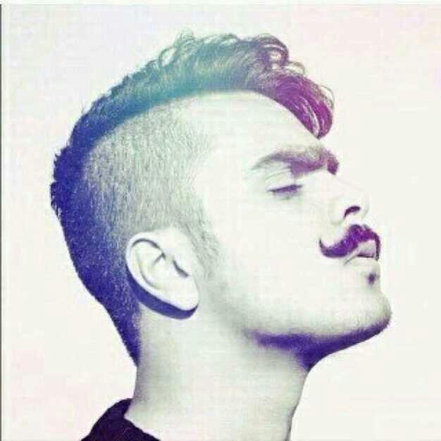 أشوفك بمنشني ؟ تشوفني بمنشنك .. المفضله لها .. اٌنفض أَنفض (: