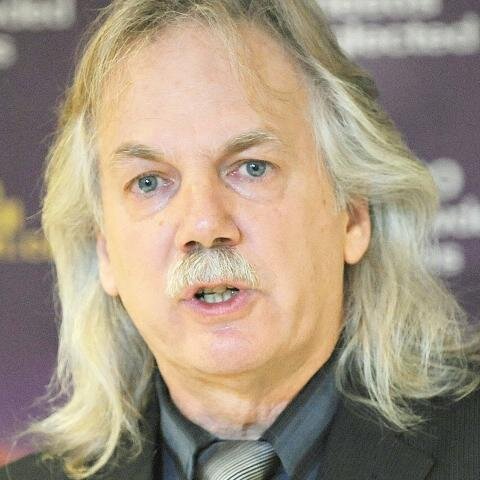 JimIkersHair's profile picture. Wash, rinse, repea...ah screw it.