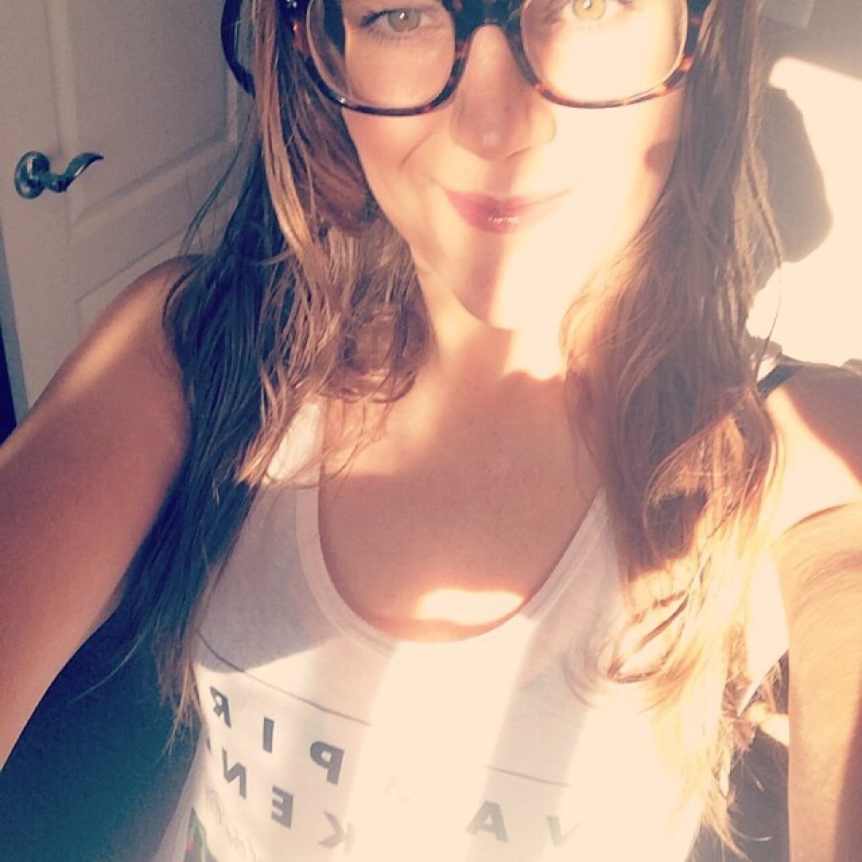 Iteachvox's profile picture. Singer-songwriter, recording artist and performer. boss babe at Sing A Song That's Yours Vocal Studios. Vocal Instructor. Music Mentor. Ambitious. Entrepreneur.