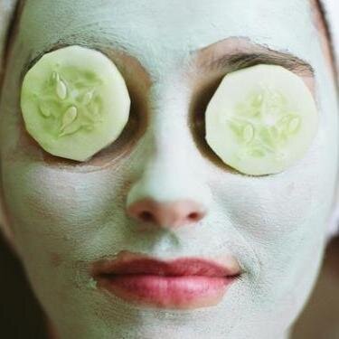 Daily tips and information for skin care.