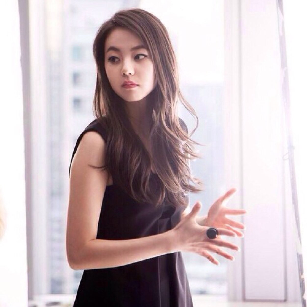 actress anh sohee. 270692. ✨WG✨ . socially awkward tbh . #pooprp