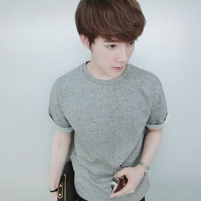 Vocalist @Satriaproject, Music Producer, Event Organizer. 18+ Jangan follow kalo kamu belum bisa berfikir dewasa.