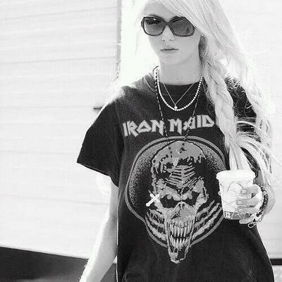 Rosy~12~Salerno,Italy~Parawhore & Black Star until the end of life.♡   proud to be myself ♡[][][]♡