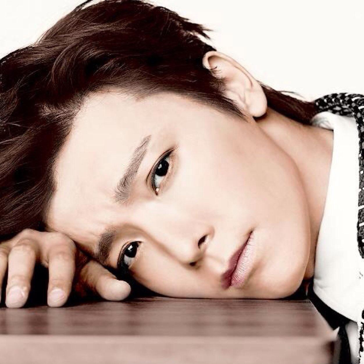 Mi eterno flaquito: @EunHyuk_eg ♥ 「06/11/13」「22/03/14 ∫ Team duslexico. ∫ Hijos: @Minseokeg ♥@egSuji ❤️ @Puppy_eg ∫ DaeKyung 「28/12/13」 ∫ EunHae is real.