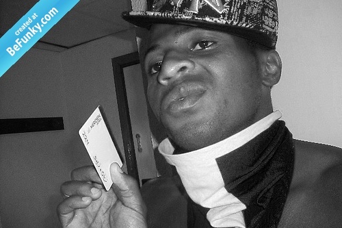 moinamhood's profile picture. be online