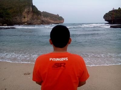 Kurir @SRbergerak|Menyampaikan Titipan Langit Tanpa Rumit, Sulit dan Berbelit-belit