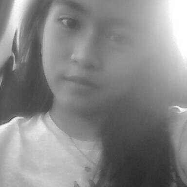 emilly99lily's profile picture. 