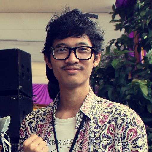 melihat dan mengaguminya bersinar menggapai cita-cita nya saja sudah sangatlah cukup untuk saat ini :3 #Taiyochan