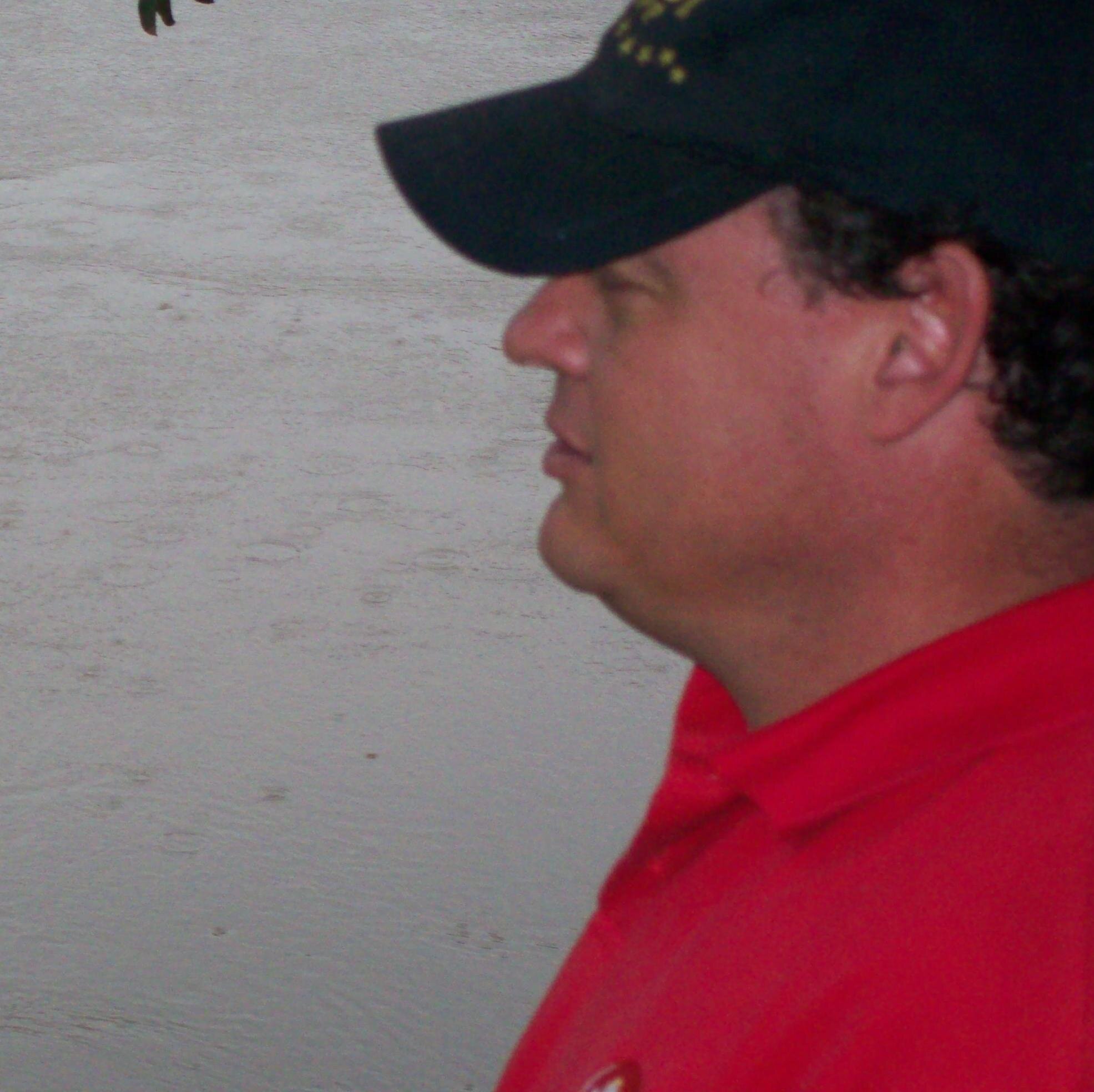 Pescar alimenta o corpo e a alma . Pratique a pesca esportiva .