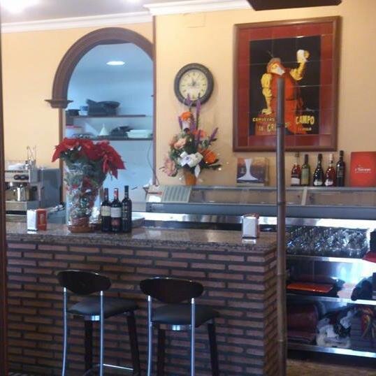 Bar/Pizzería.AUNTENTICOS SABORES ITALIANOS. Avda El Parador nº 9 Fuentebravía (El Puerto de Sta María).