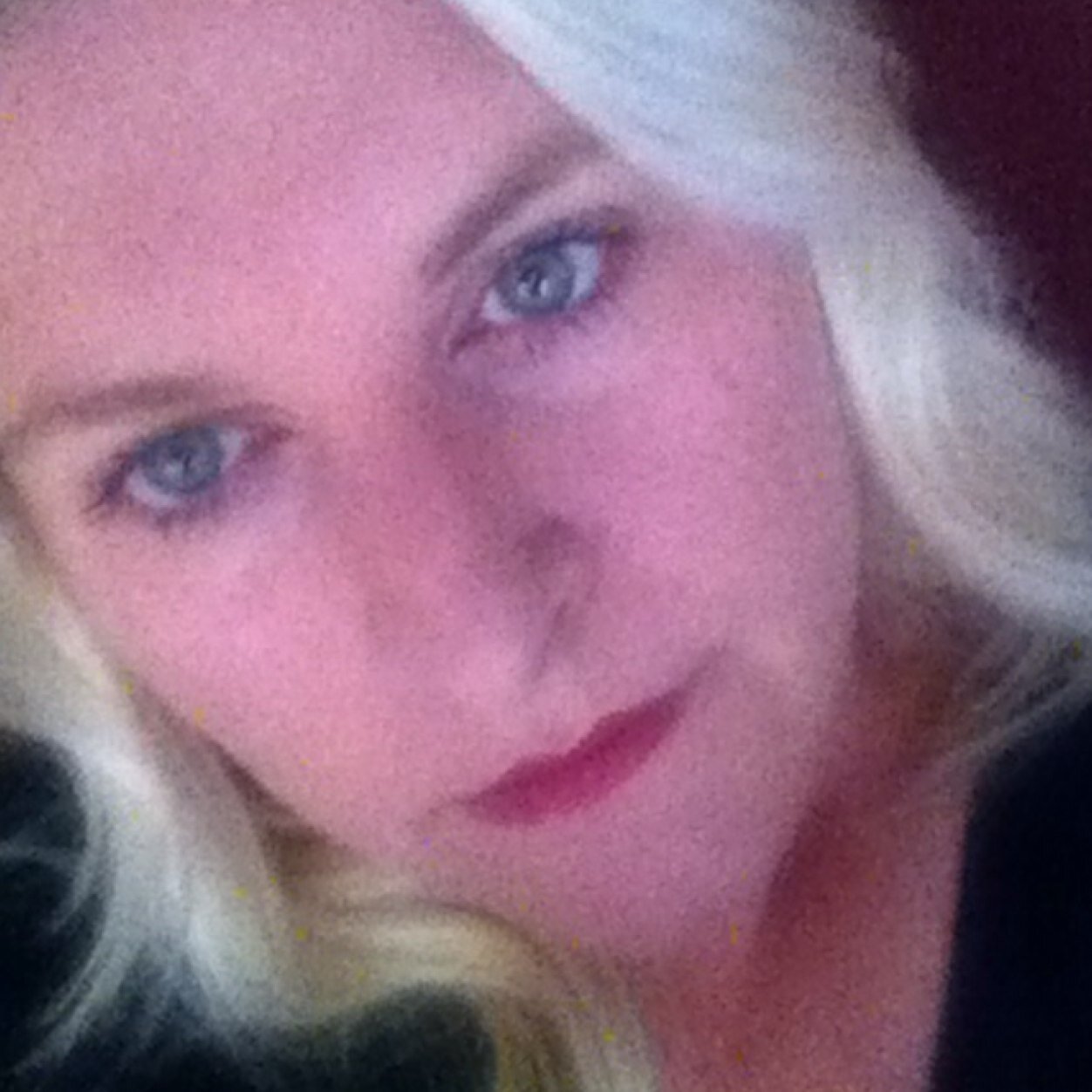 M_Salonwraps's profile picture. Independent distributor for it works Global !!! 
Body conturing ,toning and firming Wraps 
Have you tried that crazy wrap thing! 
Hairdressing