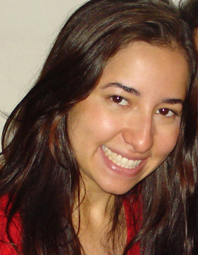 Jornalista, Publicitária, Marketeira =)~. Amo Comunicaçãoo!!! Moda, Resp.Social, Sustentabilidade e claro ideias inovadoras...
