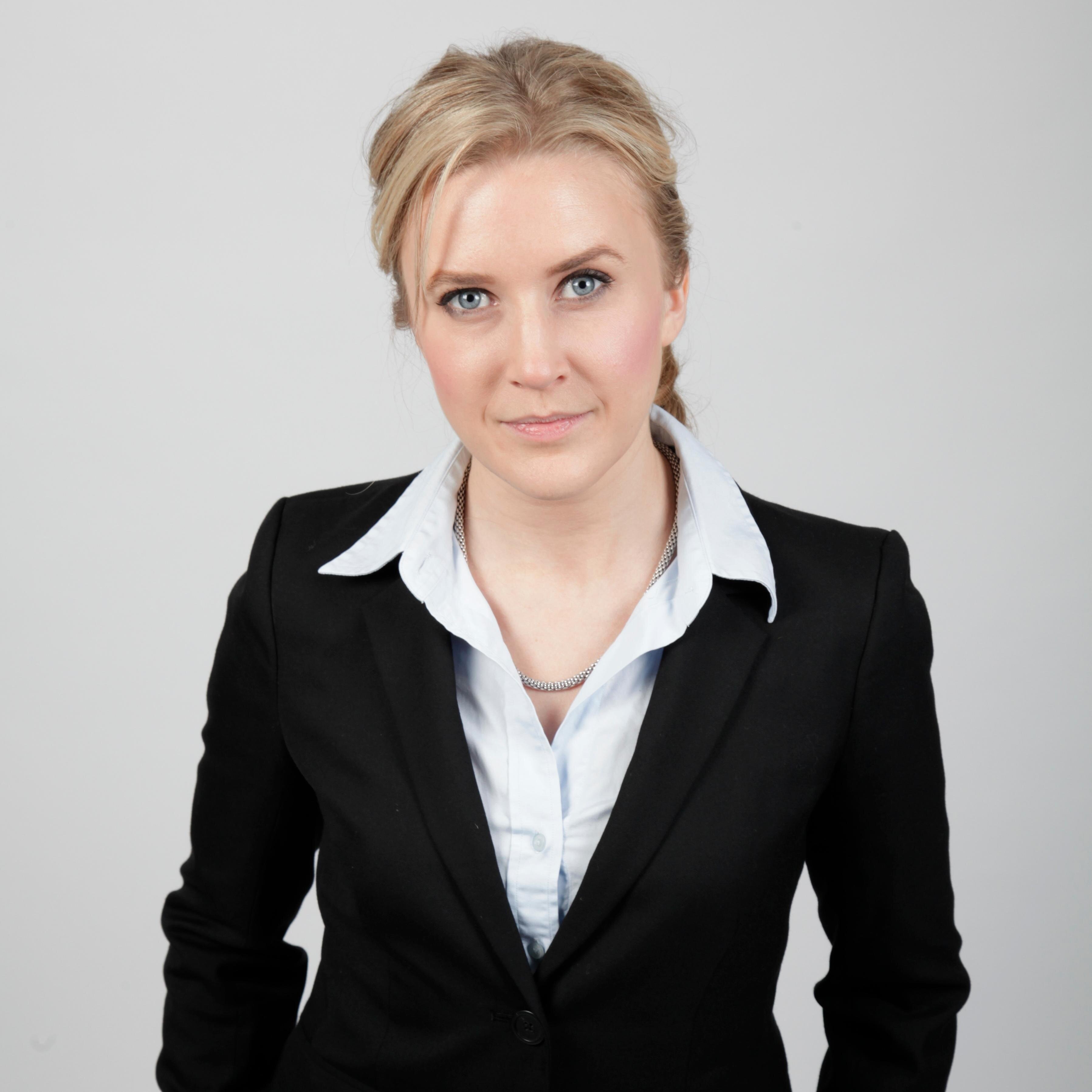 Writer, Wearable Technology Guru, Researcher, & PhD Candidate
