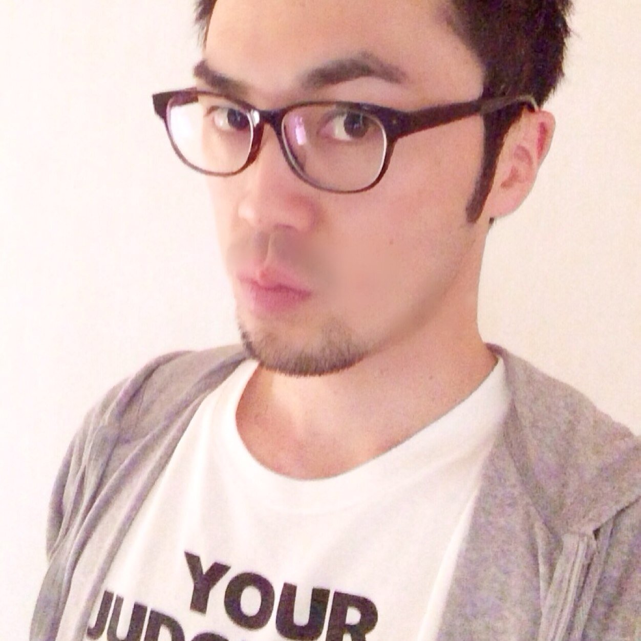 仕事は診療放射線技師をしてます。 自由気ままにつぶやきますぅ！色々な方と絡めたらええなぁ…♪((●ψψ)))) 良かったらフォローよろしくお願いします。|ω･`o)ノﾁﾗｯ。