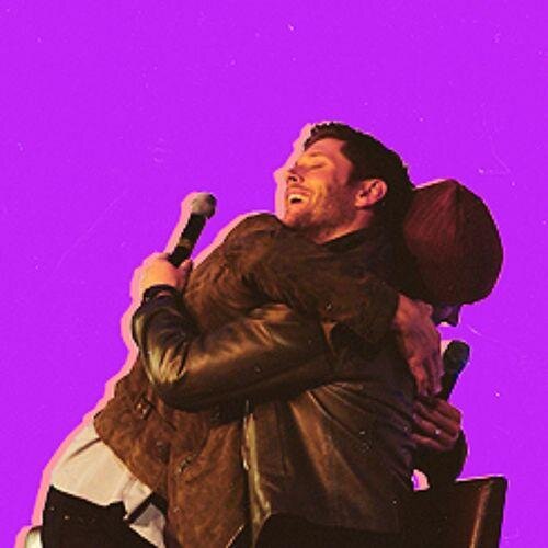 saved/free follow acc from @arcticjarpads bc ur as kissable as jensen's angelina jolie lips