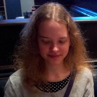Chloë B (@browniechlo) 's Twitter Profile