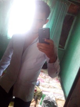 no me importa lo que la gente diga de mi, me importa lo que Dios ve en mi :)