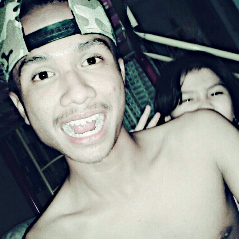 afiq | 17 | bandar seri putra ... id:wechat : Supermannn94 ig:afiqferb_