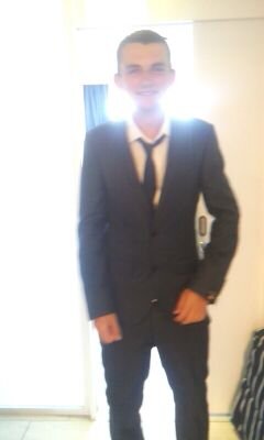 liamtp95's profile picture. single ready to mingle