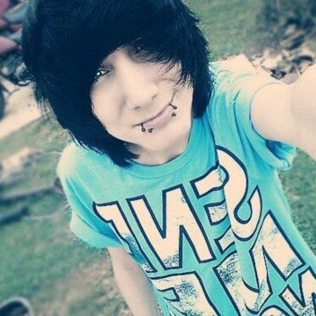 KEEP IN A 3 FOOT RADIUS OF @bleedUNICORNZ BECUZ HE IS MINE! Dont even think about him -,- i love you baby forever. And @JasDelmar is our amazing son love him/RP
