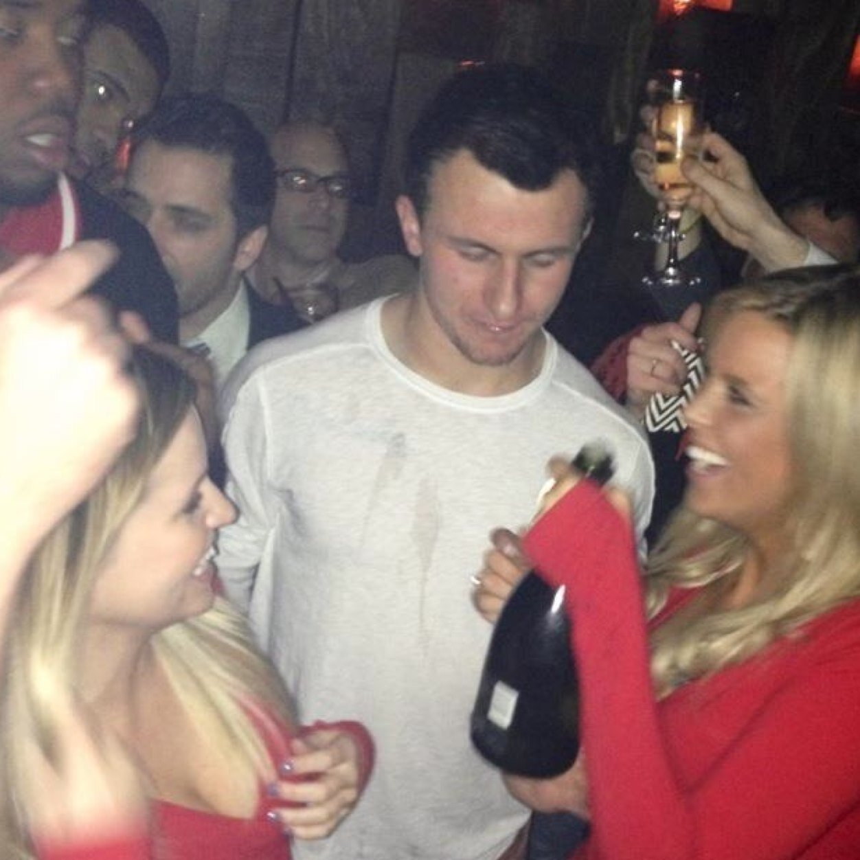 JoaoGabriel30_'s profile picture. NFL, NBA, MLB, futebol, qualquer esporte e mais NFL! Já falei que eu gosto de NFL?