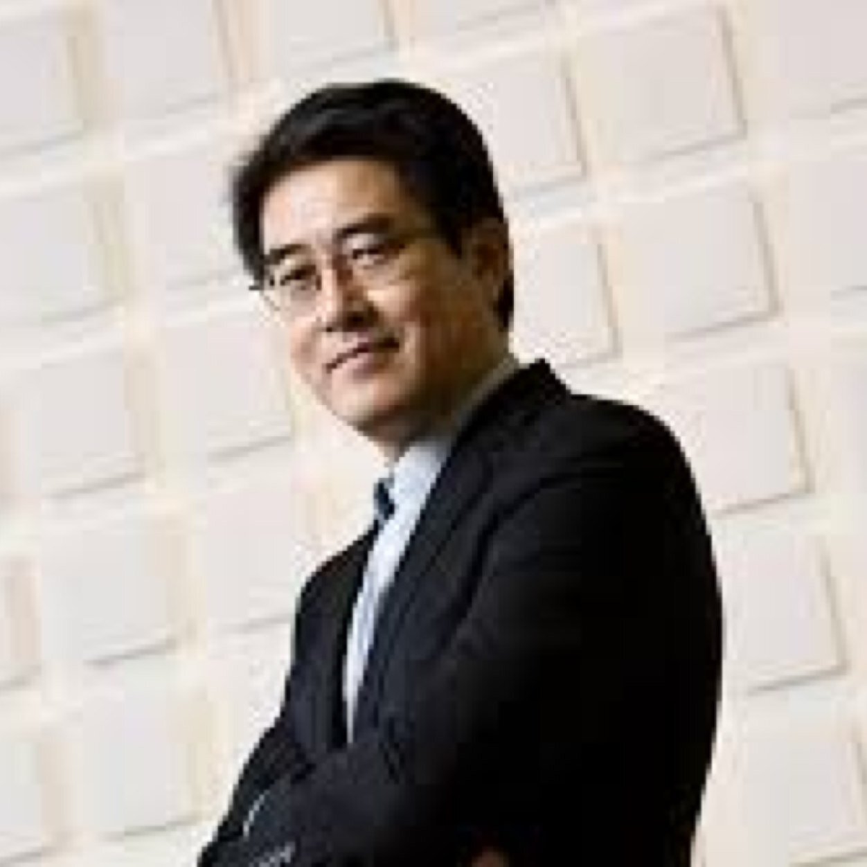 JimDung's profile picture. Gamer, Stocker, I own the Starbucks on 42nd Street.