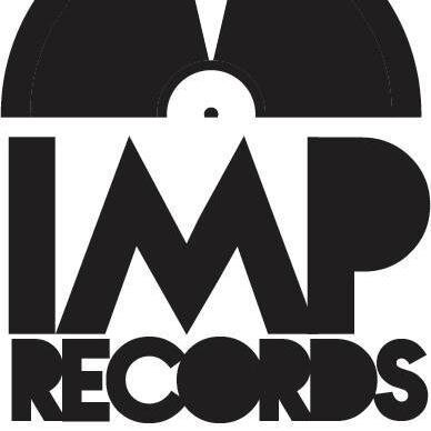 5.000 records waits for daddy