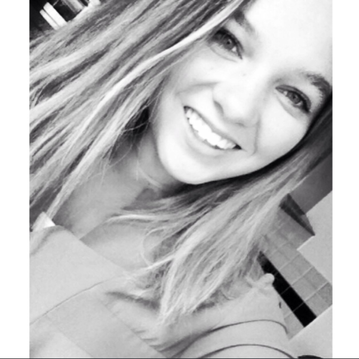 IG- isabellekranenburg
Snapchat- isabelle2608