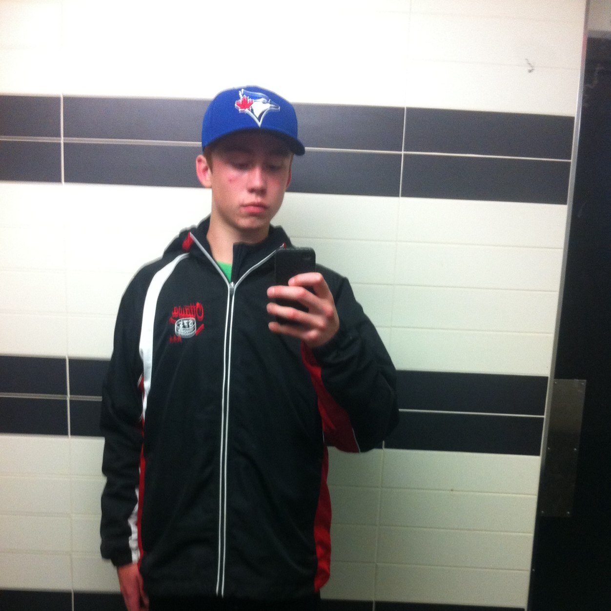 DanHennessy16's profile picture. 13 canadian ovss hockey 
Moto: can't score drop someone the that can