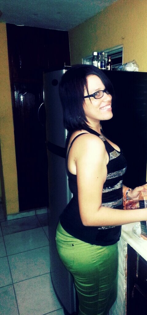 LiinetteSanchez's profile picture. prefiero un enemigo de gratis que comprar una amistad...