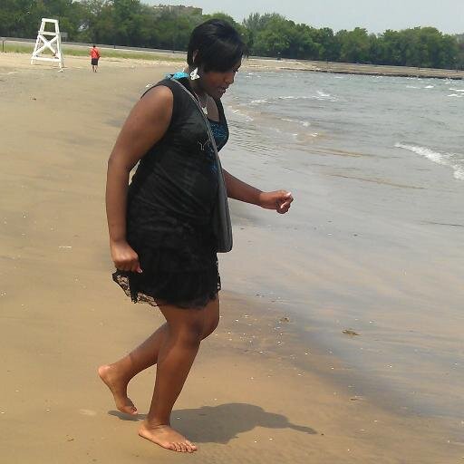 justbasic_'s profile picture. *Insert Bio Here*