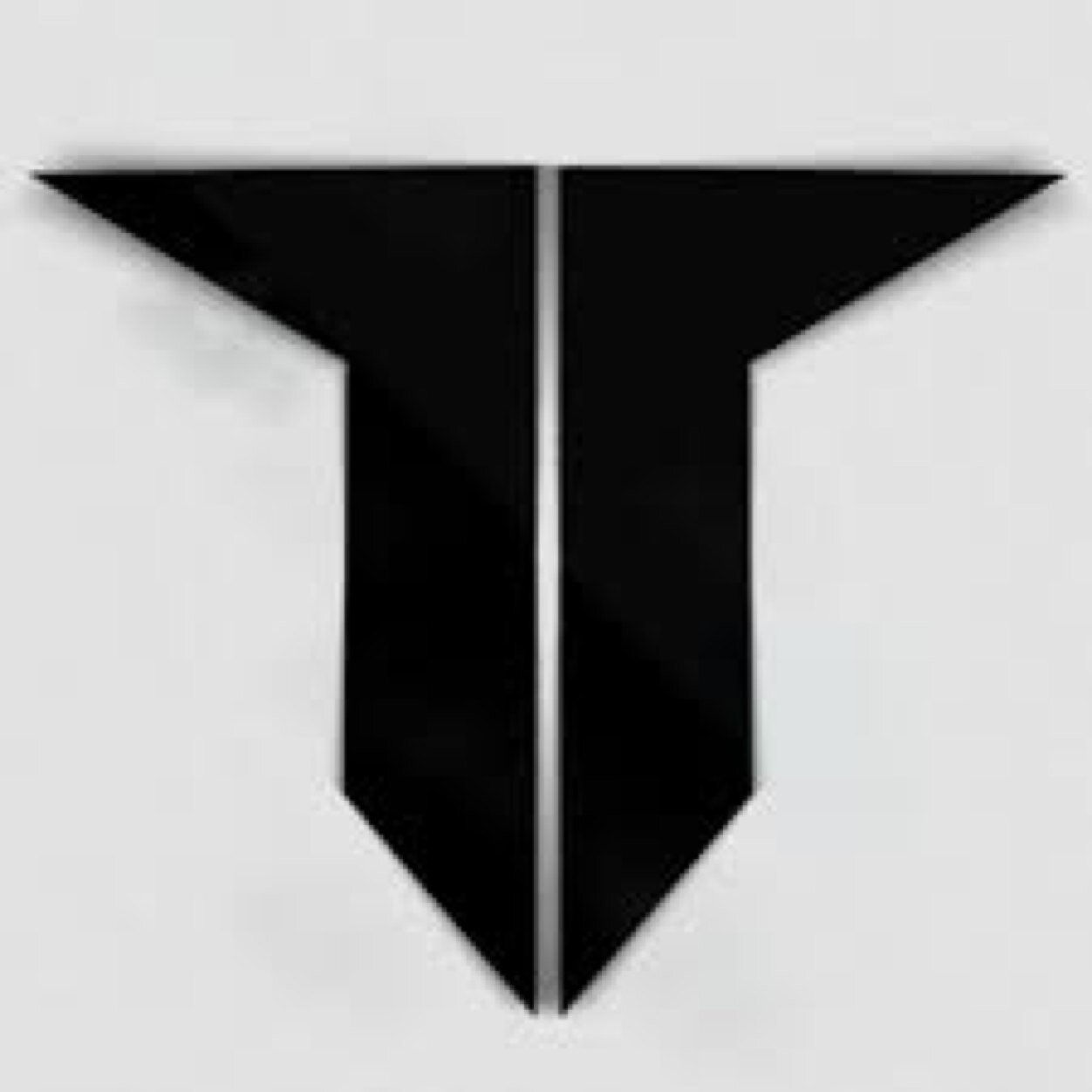 Im here to help the community grow. @ me for quick RTs