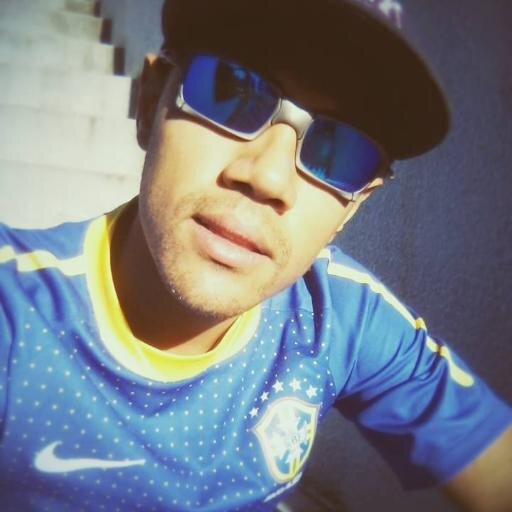 Me julgue do jeito que você quiser. A opinião é sua, mas a realidade é minha.

Ousadia & Alegria no lazeR !*

http://t.co/BmDu2mGNnV