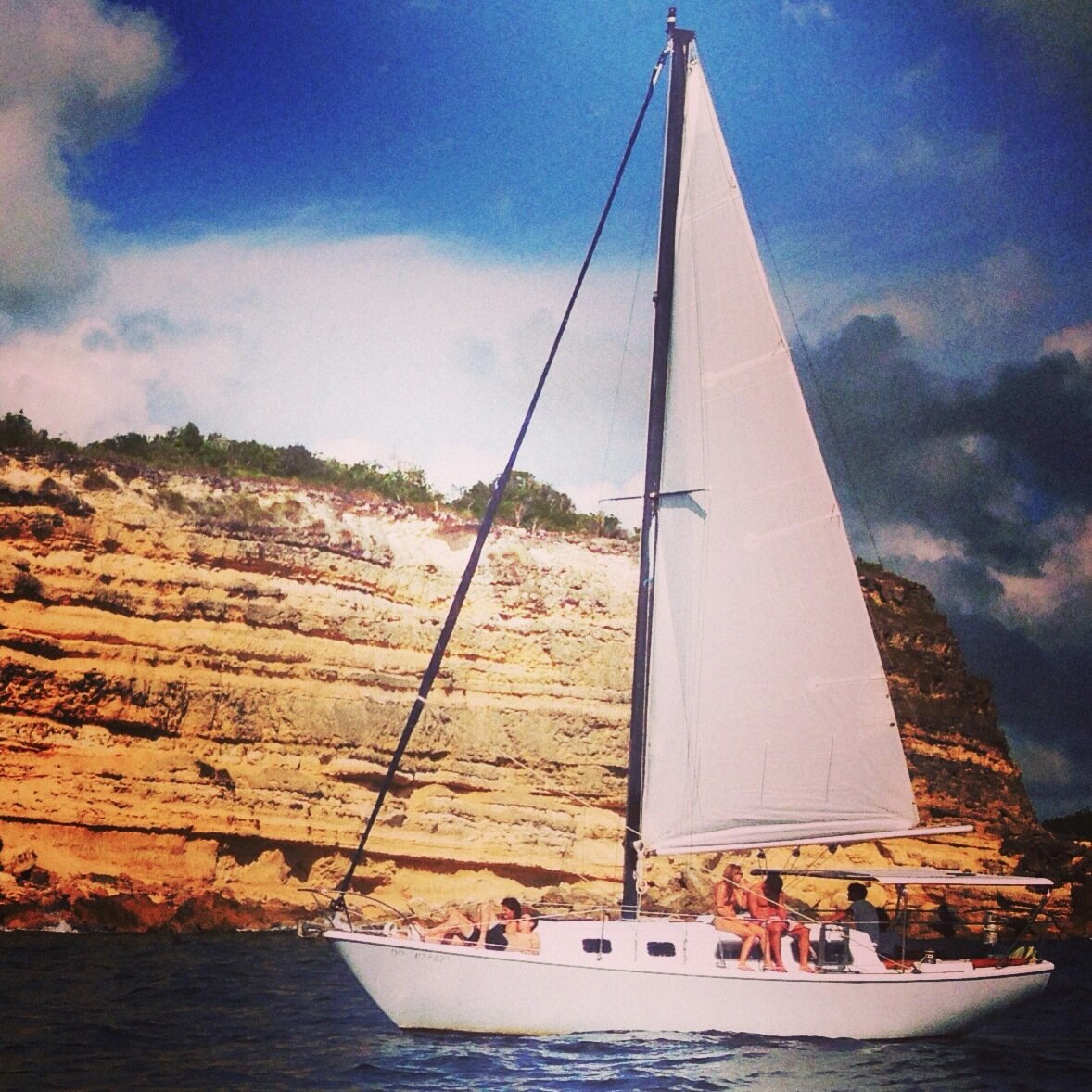 We offer daily sailing, snorkeling, sunset and customized charters year 'round!
