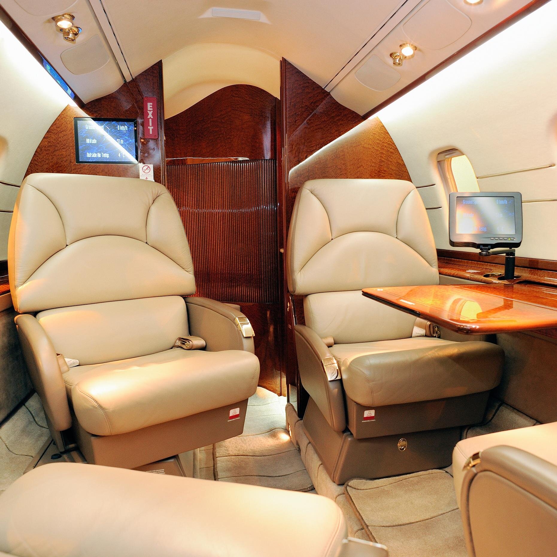 Welcome to Corporate Jet Hire you global jet hire company.