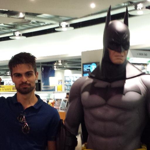 StefanoSerra19's profile picture. #Economist // #Accountant // #Dreamer// Big fan of #Batman, #GameofThrones, #StarWars, and other nerd things