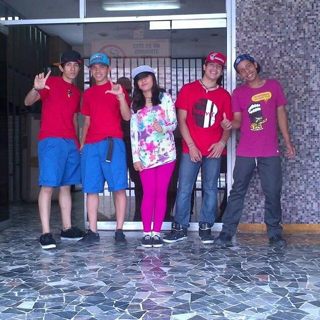 yo soy de venezuelo estudiante y trabajador