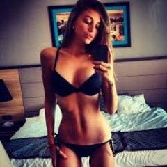 Kandis_Hershger's profile picture. Im 25% mom 25% comedian 62% boobs 48% mathematician and 100% woman-monkey.