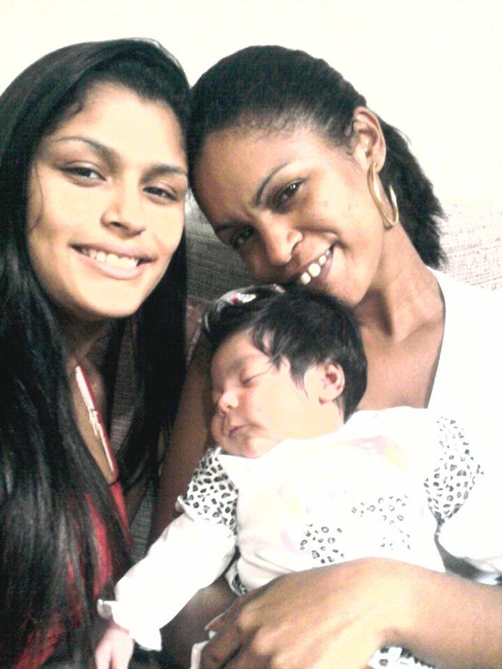 Casada , mãe , feliz & realizada ;)