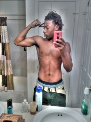 Follow Me @TazStayBallin And ill Follow Youu Backk