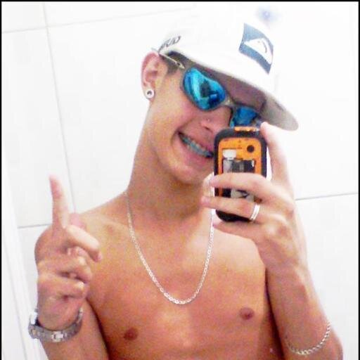 O S E G R E D O   D E   T U D O  É   M A N T E R   A   C A L M A  !*
http://t.co/cRI7FXYGoX…