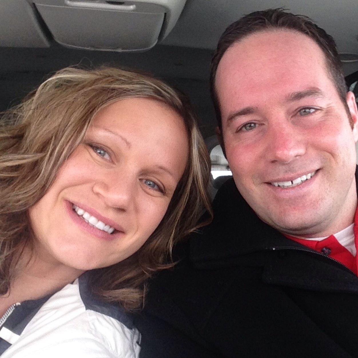 LisaHawkinsLIFE's profile picture. 