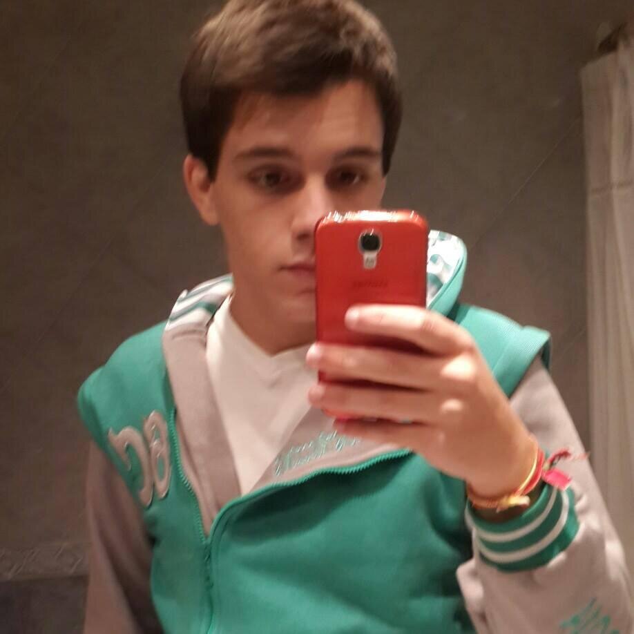 NiicoEzequiiel's profile picture. 