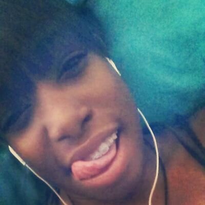 only fuck wit real niggas , & keep my A1 Bitch by my side. Follow & ill return the favor❤